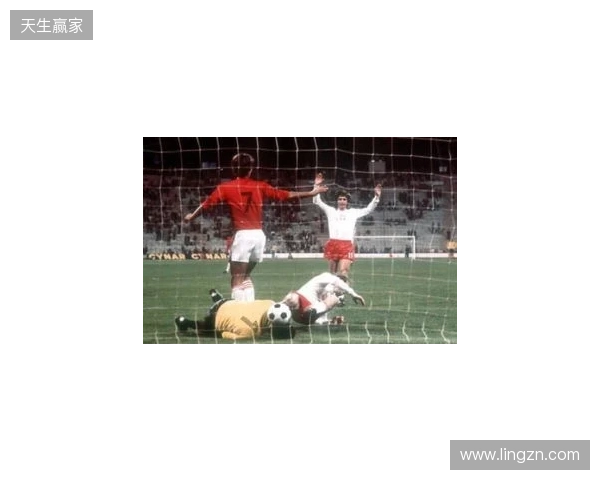 卡什：跟莱万并肩作战感觉很棒；希望能随波兰再踢一次世界杯